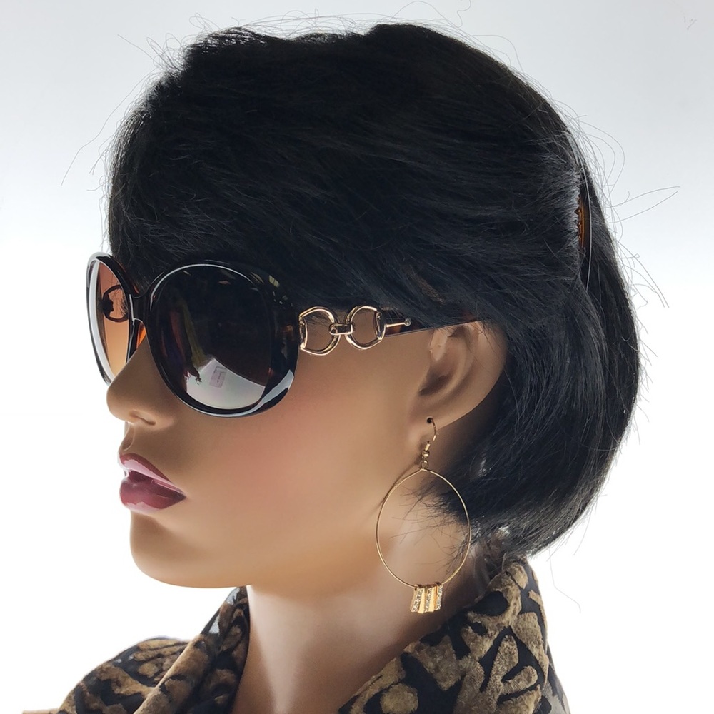 Oleg Cassini Round Tortoise Shell Frame And Mediu… - image 3